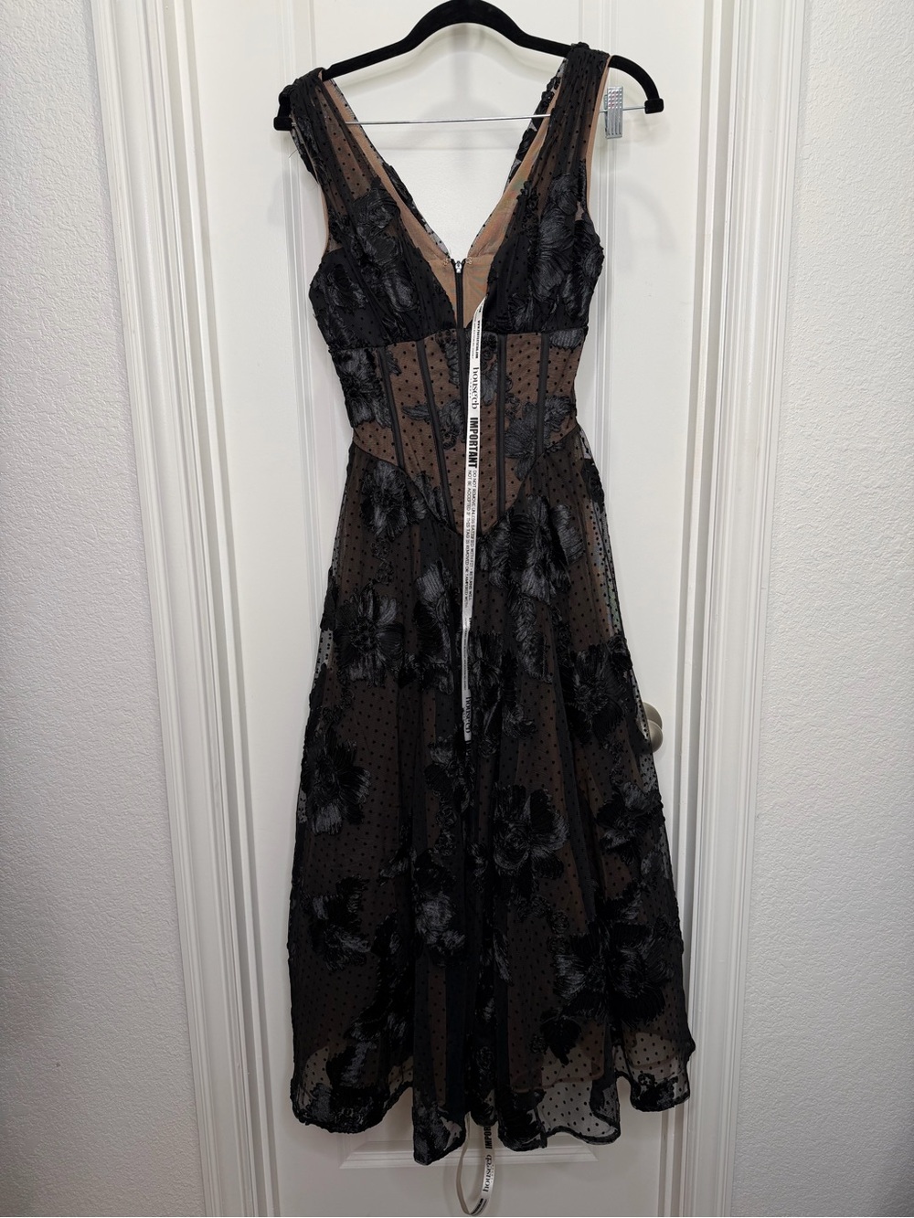 House of CB Sianna Black Embroidered Tulle Corset Midi Dress NWT Size Small - Picture 8 of 11